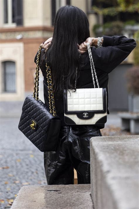 chanel borsa morbida|prezzi borse Chanel originali.